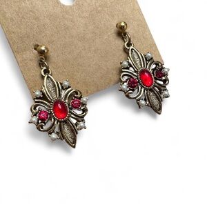 Vintage JJ Fleur De Lis Ruby Cabochon Tudor Style Dangle Earrings